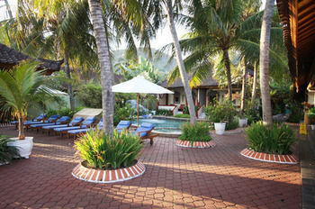 Pondok Bambu Dive Resort Candi Dasa  Exterior photo